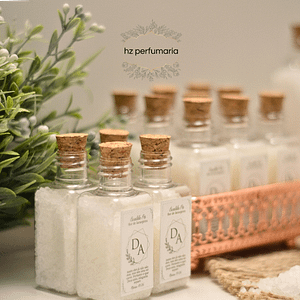 Kit 50 garrafinhas de 40g de sais escalda pés cada – Personalizável